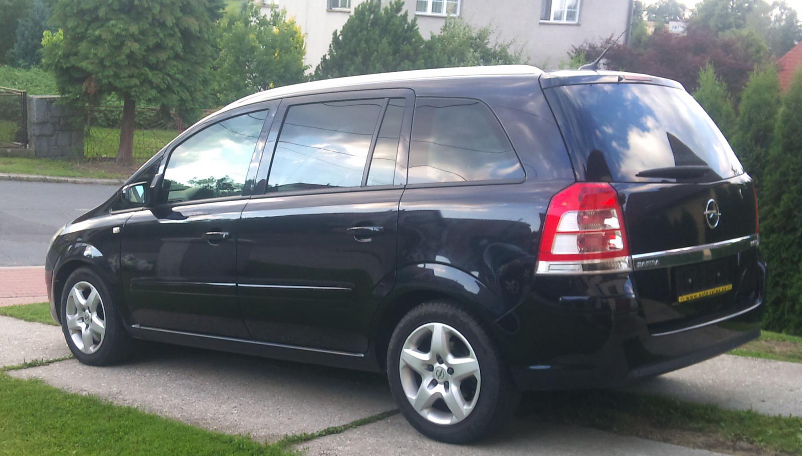 Opel zafira b 2008