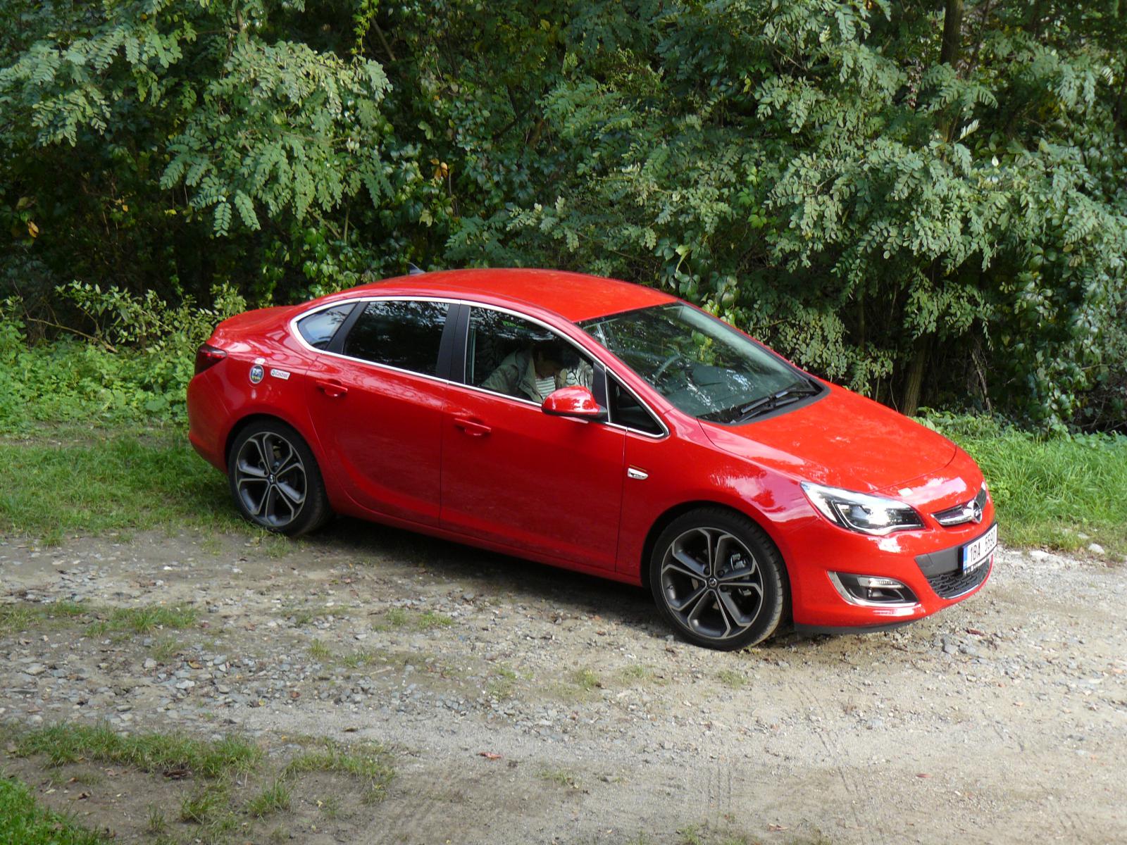 Opel astra j 2014