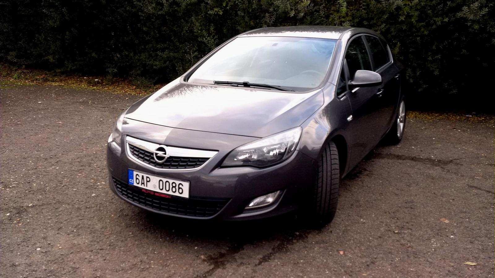 Opel astra j 2012