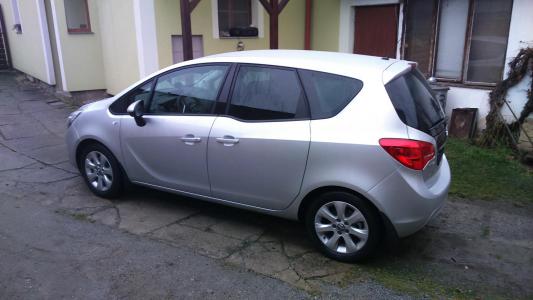 Opel meriva b обзор